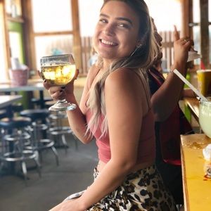 Meet your Posher, Daniela